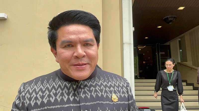 สุรศักดิ์ พันธ์เจริญวรกุล