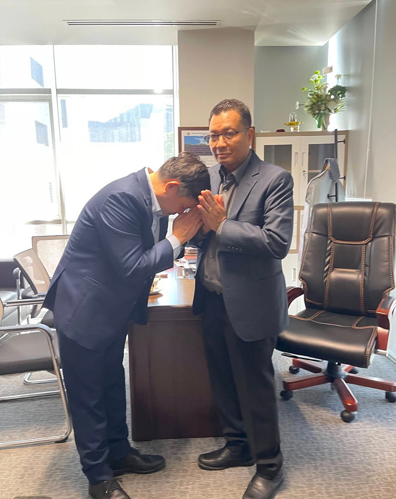 ทนายแก้ว