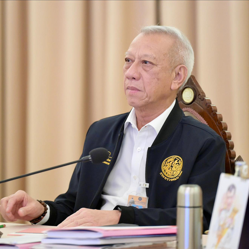 พิพัฒน์ รัชกิจประการ