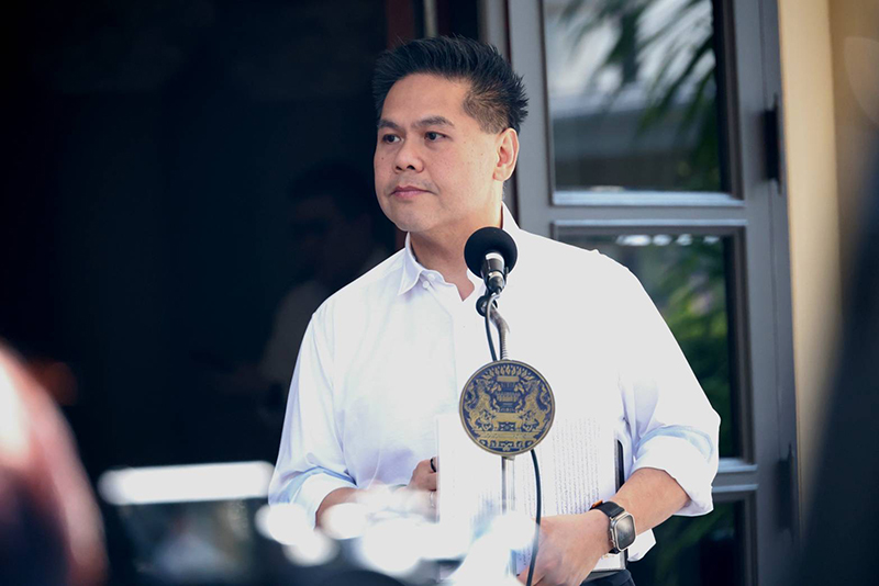 วราวุธ ศิลปอาชา