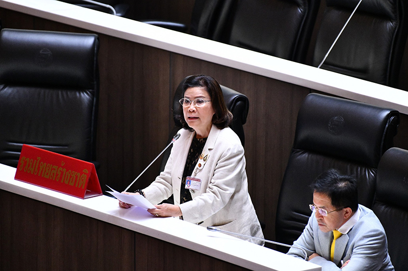 ศิริวรรณ ปราศจากศัตรู