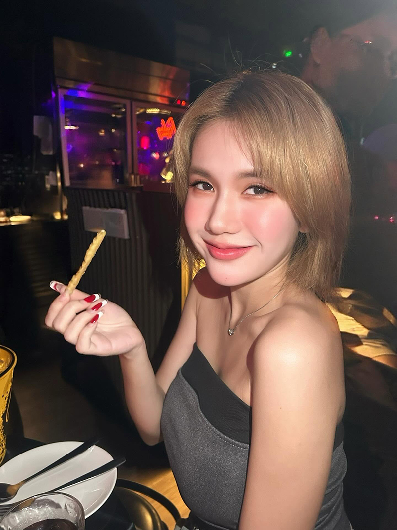 ฟารีดา เอลิซ่าเบธ 