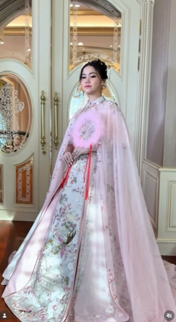 หมิง ชาลิสา