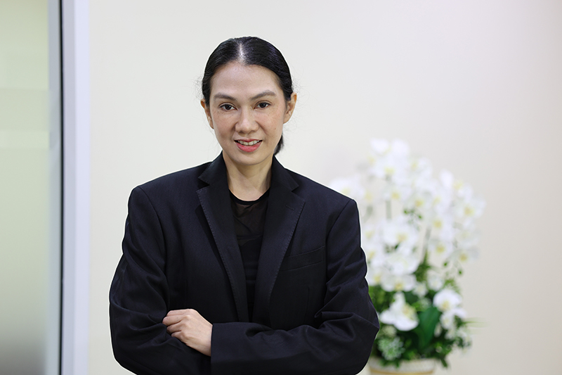 นักวิชาการ