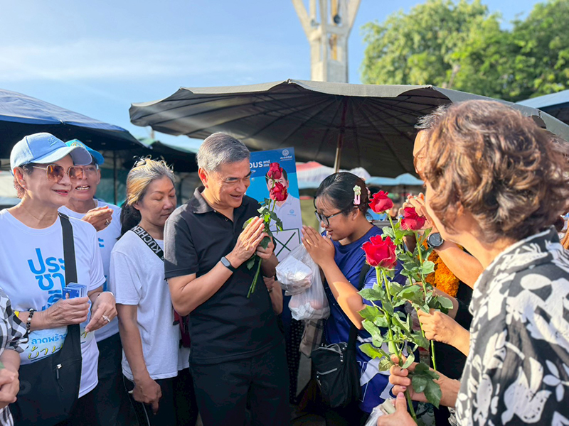 อนุชา บูรพชัยศรี