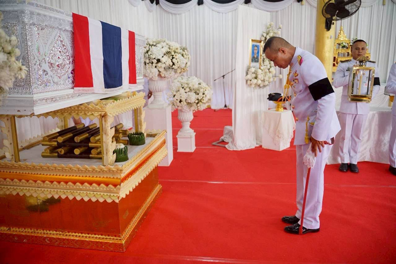 แม่ทัพภาคที่ 4 เป็นประธานในพิธีพระราชทานเพลิงศพทหารกล้า