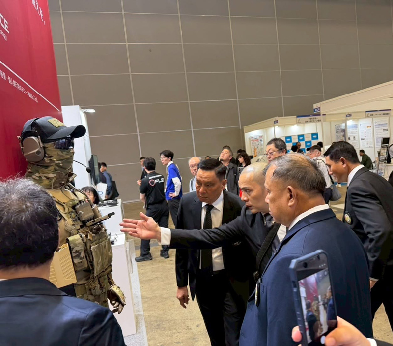 บรรยากาศการนำเสนอเทคโนโลยีอากาศยานไร้คนขับภายในงาน Japan Drone 2026