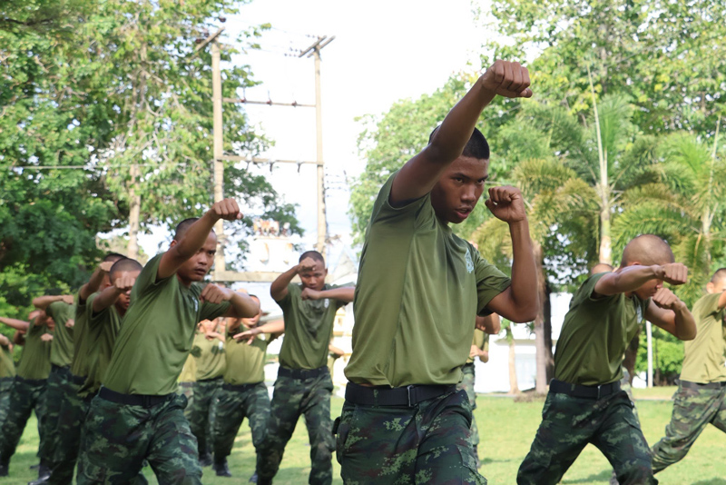 การฝึกมวยไทยตามแบบฉบับทหารเพื่ออนุรักษ์มรดกชาติ