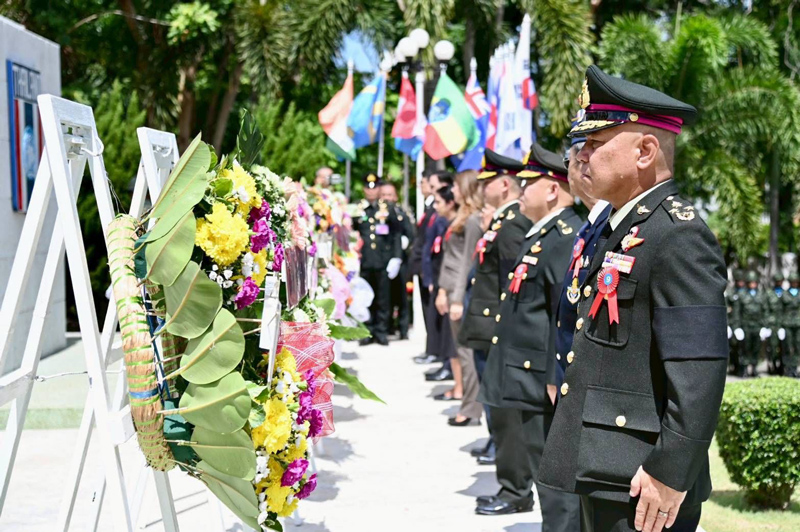 คณะผู้บริหารองค์การสงเคราะห์ทหารผ่านศึกร่วมระลึกสงครามเกาหลี