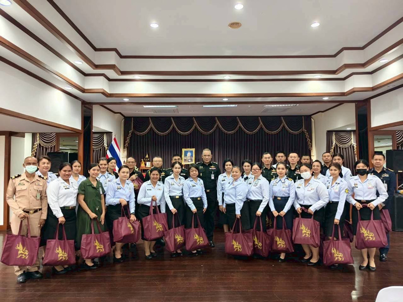 ภาพห้องประชุมศาลาว่าการกลาโหมในพิธีมอบของสวัสดิการช่วงเช้า