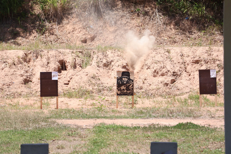 บรรยากาศสนามยิงปืนด้วยกระสุนจริงของหน่วยฝึกทหารใหม่ ร.3 พัน.2