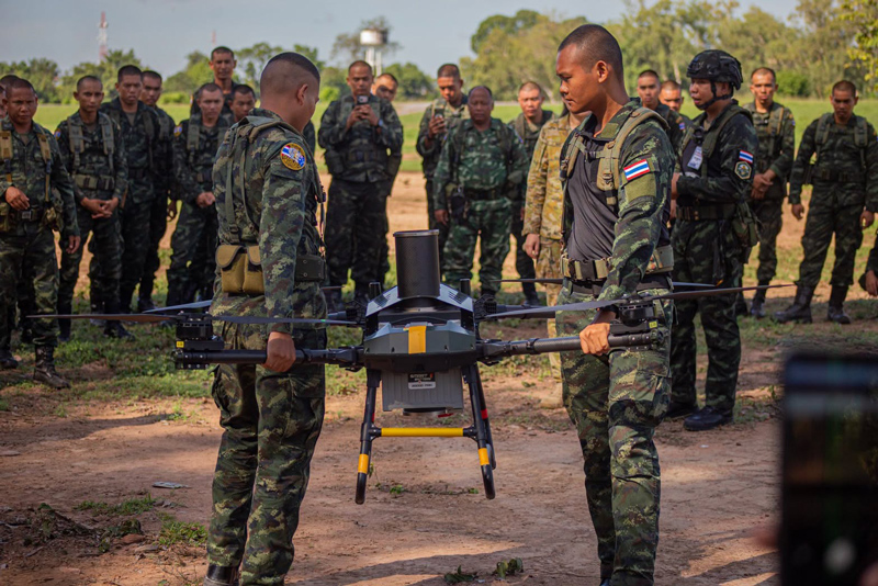 การใช้ อากาศยานไร้คนขับ UAV หรือโดรนทหาร ในการฝึกยุทธวิธีร่วม