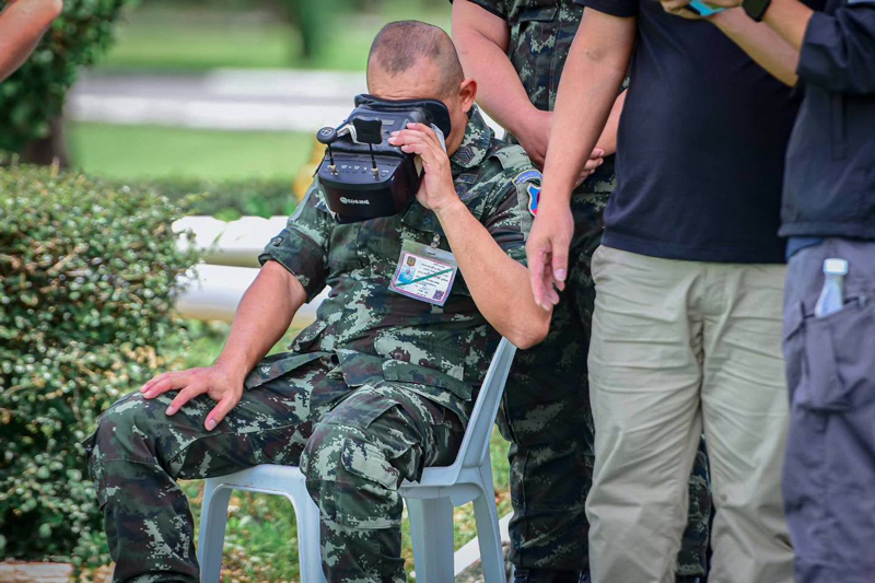 การประยุกต์ใช้เทคโนโลยีโดรนร่วมกับยุทโธปกรณ์กองทัพบก