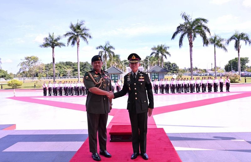 ผู้บัญชาการทหารสูงสุดและคณะ เดินทางเยือนบรูไนอย่างเป็นทางการ