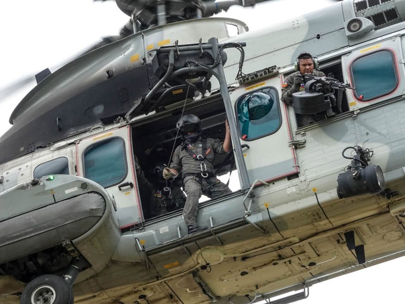 เฮลิคอปเตอร์ H225M กองทัพอากาศ ติดตั้งปืนกล MAG58 ขนาด 7.62 มม.