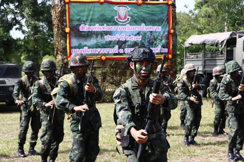 ทหารราบ ร.23 พัน.3 ตั้งแถวรับการตรวจสภาพความพร้อมรบ