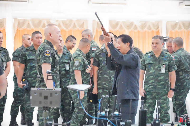 พล.ร.9 จัดฝึกกำลังพลใช้ปืนลูกซองต่อต้านโดรน