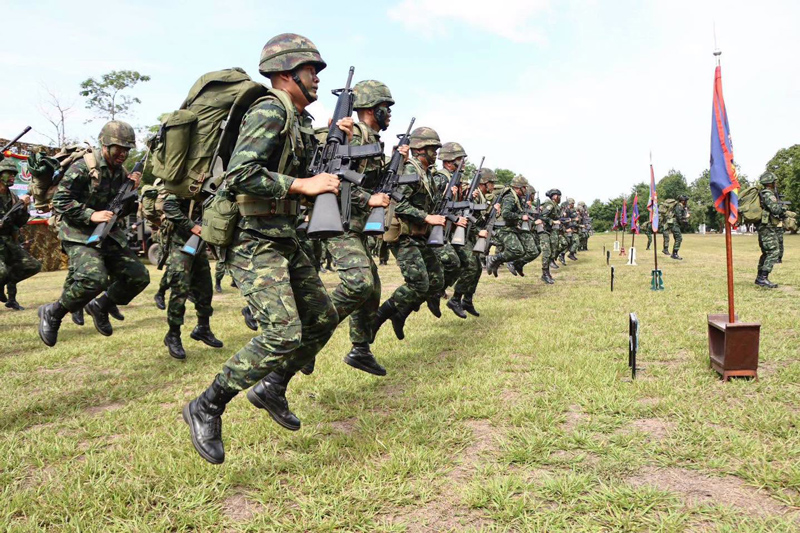 ภาพการฝึกซ้อมและตรวจความพร้อมรบในสนาม กองทัพบก