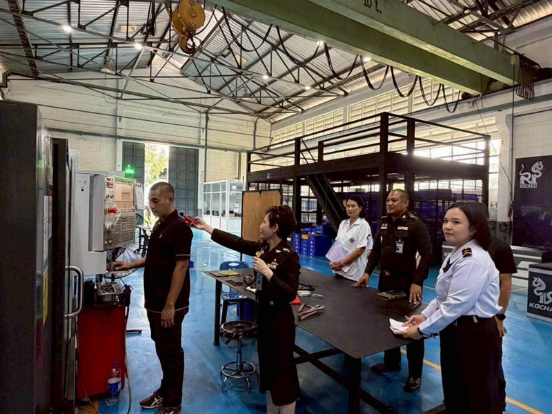 สำนักงานปลัดกระทรวงกลาโหมตรวจโรงงานผลิตกระสุน