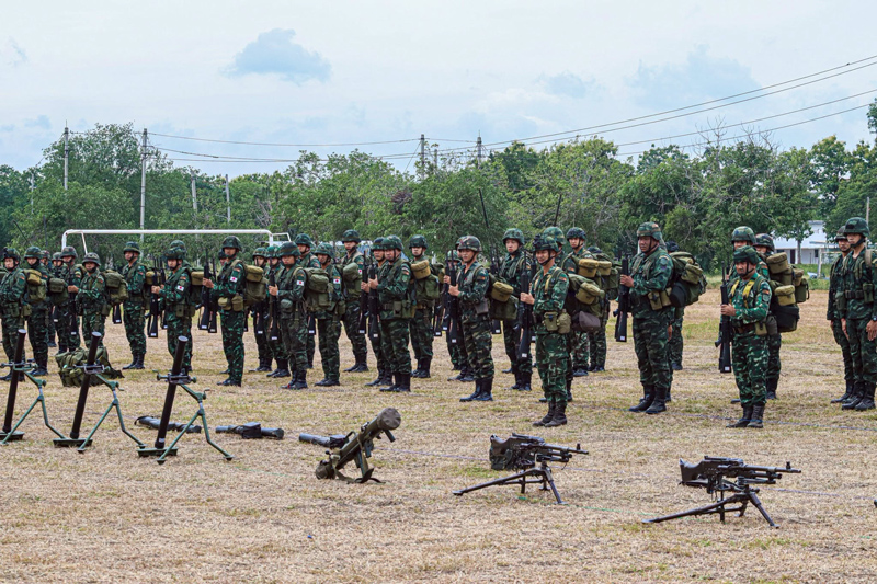 ตรวจเช็กอาวุธและยุทโธปกรณ์ประจำกายในการฝึก ร.31 พัน.1 รอ. วันที่ 5 กรกฎาคม 2569