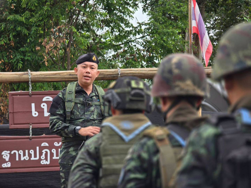 ผู้บังคับกองพันทหารม้าที่ 7 ให้โอวาทกำลังพลร้อยม้า 412