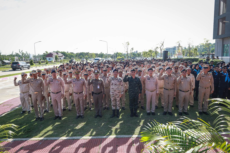 ภาพมุมกว้างกำลังพล 4 ฝ่ายปราบปรามยาเสพติดจังหวัดชายแดนใต้