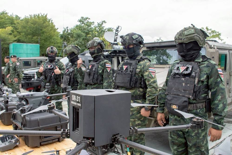 การตรวจสภาพยุทโธปกรณ์และยานพาหนะทหาร ณ ค่ายวชิรปราการ จังหวัดตาก