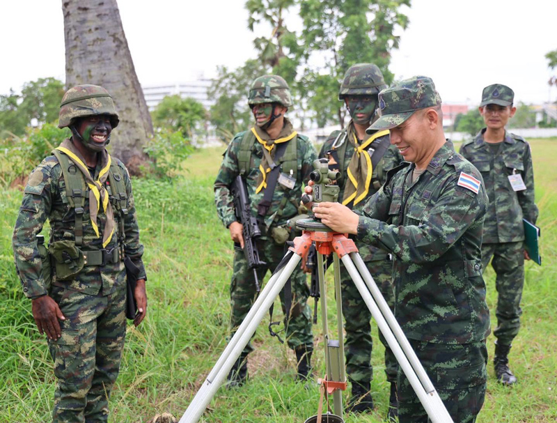 ตรวจสภาพความพร้อมรบและยุทโธปกรณ์กองทัพบก ค่ายยุทธศิลป์ประสิทธิ์