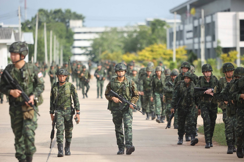 ภาพการฝึกเพิ่มความแข็งแกร่งของร่างกายและจิตใจกำลังพล กรมทหารราบที่ 112