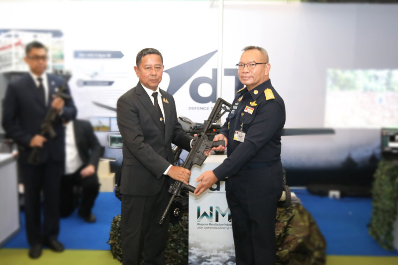 อาวุธปืนเล็กสั้นจู่โจมตระกูล AR-15 ขนาด 5.56 มิลลิเมตร ฝีมือคนไทย