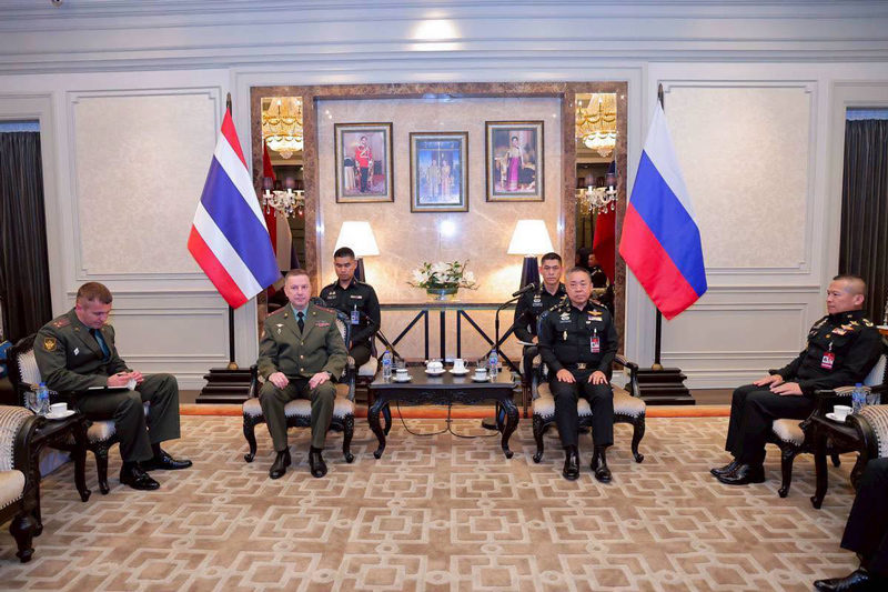 ผู้ช่วยทูตทหารรัสเซียประจำประเทศไทยเข้าเยี่ยมคำนับอำลาตำแหน่ง เสธ.ทบ.