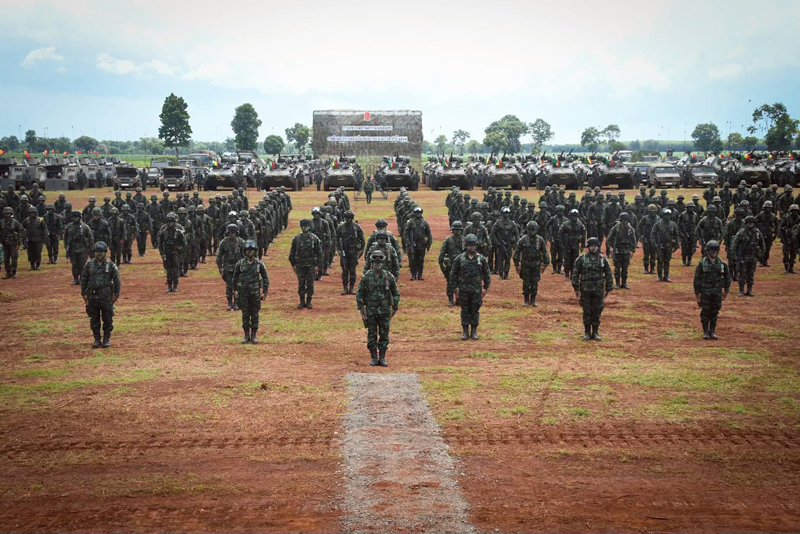 บรรยากาศการตรวจสภาพความพร้อมรบของกองพลทหารราบที่ 2 รักษาพระองค์