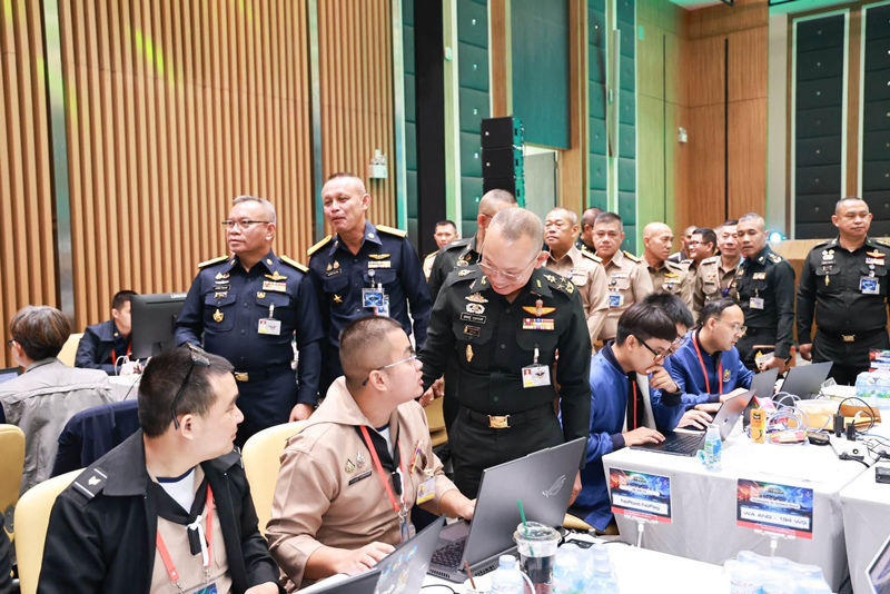 บรรยากาศการแข่งขันแก้โจทย์เจาะระบบคอมพิวเตอร์และป้องกันภัยไซเบอร์