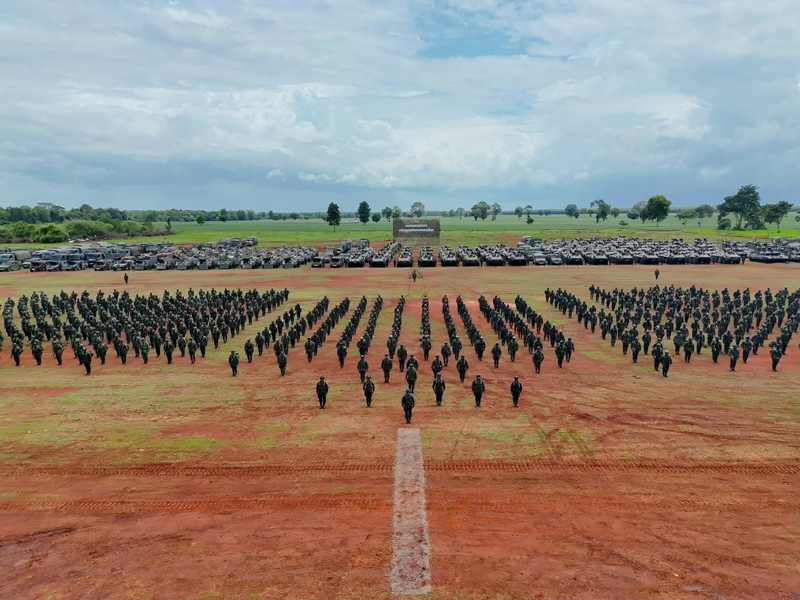 ภาพบรรยากาศมุมกว้างของการตรวจสภาพความพร้อมรบของกองพลทหารราบที่ 2 รักษาพระองค์