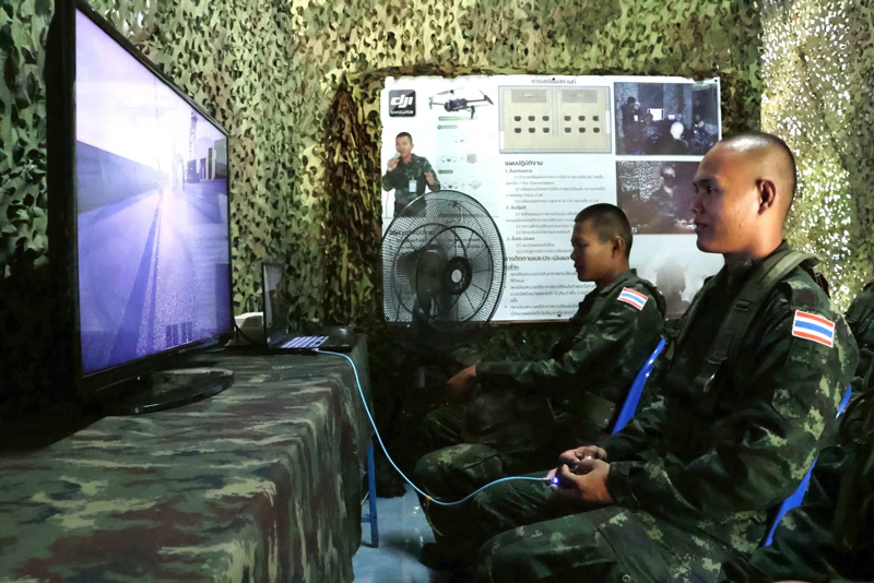 การฝึกควบคุมการบินโดรนผ่านโปรแกรม Simulator