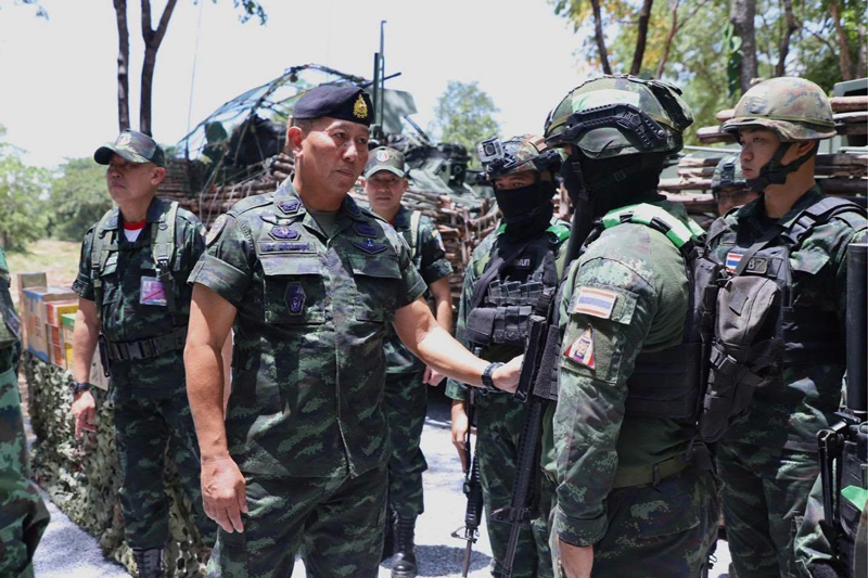 ทหารกองกำลังป้องกันชายแดนรับการตรวจเยี่ยมจาก ผบ.ทบ.