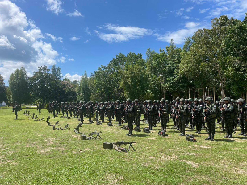 กำลังพล ร.5 พัน.3 ฝึกซ้อม ณ ค่ายมหาจักรีสิรินธร