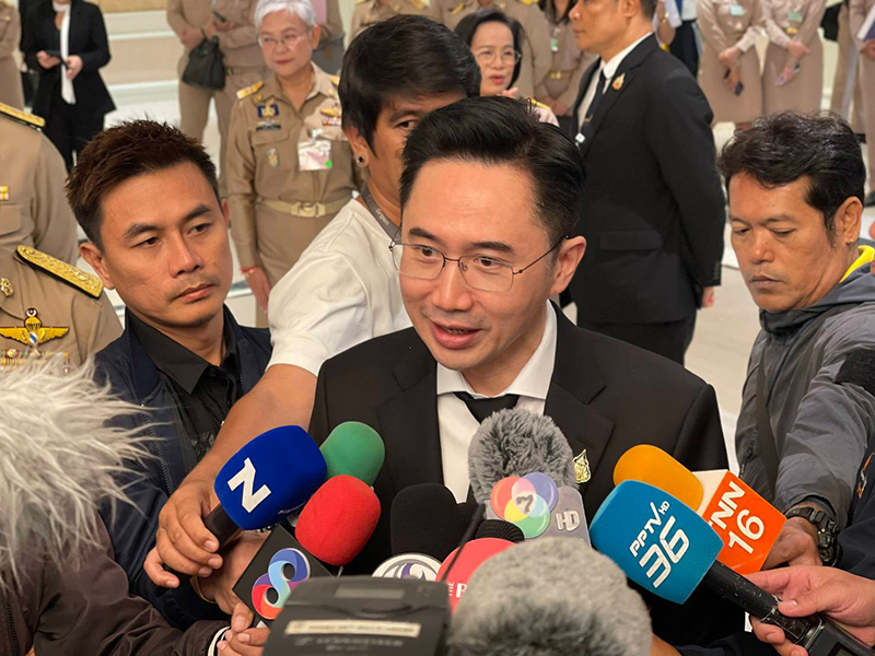 ยศชนัน วงศ์สวัสดิ์