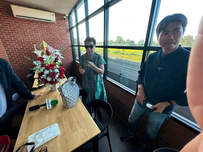 ป้าดา