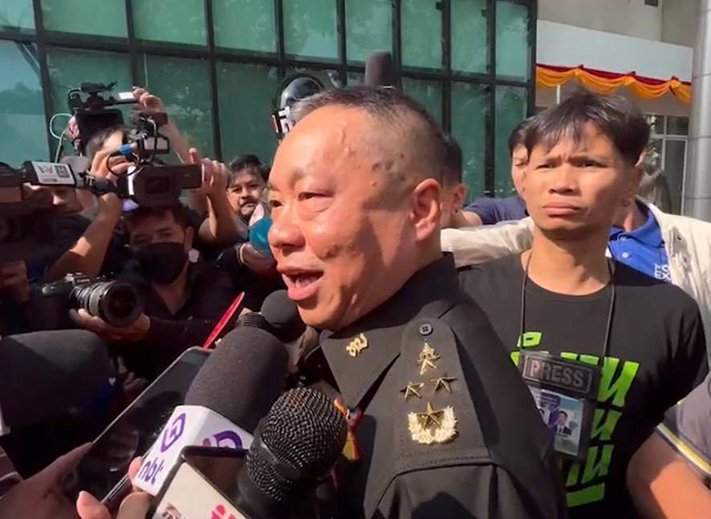 ชัยพฤกษ์ ด้วงประพัฒน์