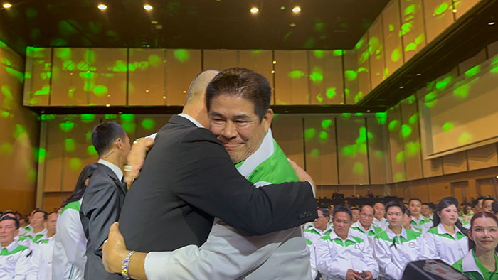 เฉลิมชัย