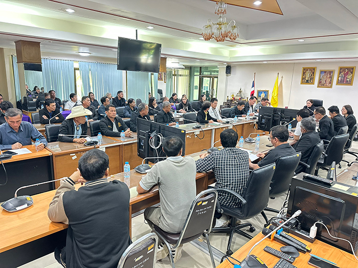 อ.ส.ค.ยอมปรับแผนรับซื้อนมดิบ