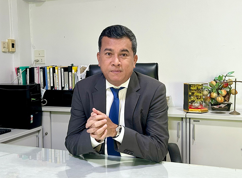 ทนายเชาว์ 