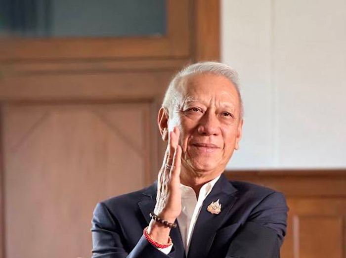 พิพัฒน์ รัชกิจประการ