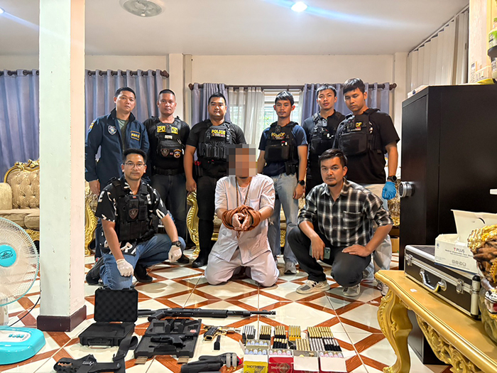 จอมขมังเวทย์