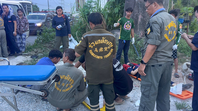 รถสองแถว