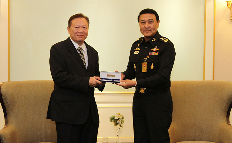 ต่อศักดิ์ โชติมงคล