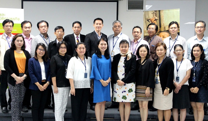 ธุรกิจที่เป็นมิตรกับเด็ก : สุธิชา เจริญงาม รอง ผอ.สถาบันไทยพัฒน์ เป็นวิทยากรอบรมผู้บริหารในกลุ่มบริษัทบีทีเอส เรื่อง “สิทธิเด็กและหลักปฏิบัติทางธุรกิจ ระยะที่ 2” เพื่อส่งเสริมการยกระดับคุณภาพชีวิตและความเป็นอยู่ที่ดีของเด็กในประเทศไทย ที่ ศูนย์ฝึกอบรม อาคารบีทีเอส สำนักงานใหญ่ ถนนพหลโยธิน