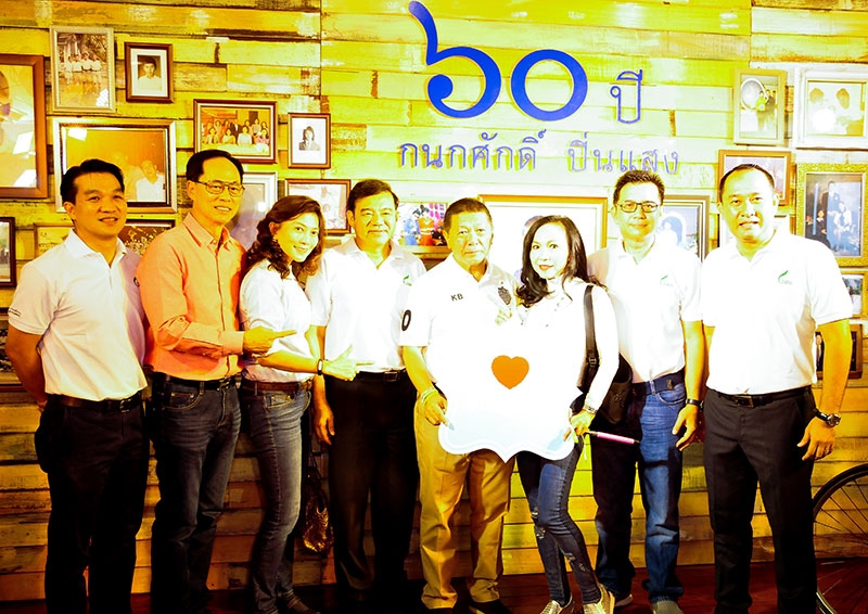 วพน.รุ่น 4 อาทิ สมประสงค์ บุญยะชัย, สุชัญญา ธนาลงกรณ์, ดร.สุนีย์ ศรไชยธนะสุข