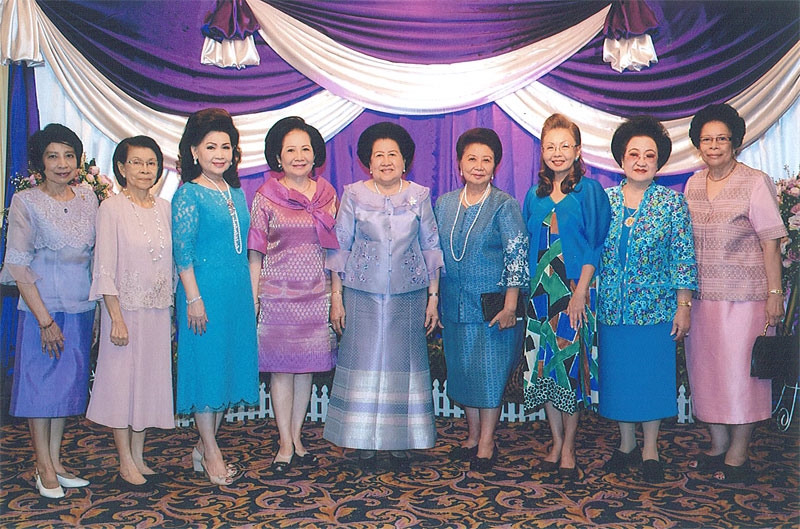 ครบ 7 รอบ : ญาติสนิทมิตรสหายร่วมจัดงานเลี้ยงแสดงความยินดีเนื่องในโอกาสวันคล้ายวันเกิด ครบรอบ 84 ปี คุณหญิงอุไรวรรณ ศิรินุพงศ์ ประธานที่ปรึกษาคณะกรรมการมูลนิธิช่วยเหลือคนตาบอดแห่งประเทศไทยฯ โดยมี ท่านผู้หญิงภรณี ล่ำซำ, คุณหญิงทิพยวรรณ ตันตกิตติ์, ละออ ตั้งคารวคุณ, ภูลฉวี คงคา และ พรสรร กำลังเอก มาร่วมอวยพรอย่างอบอุ่น ณ ห้องเจ้าพระยา โรงแรมมณเฑียร ริเวอร์ไซด์